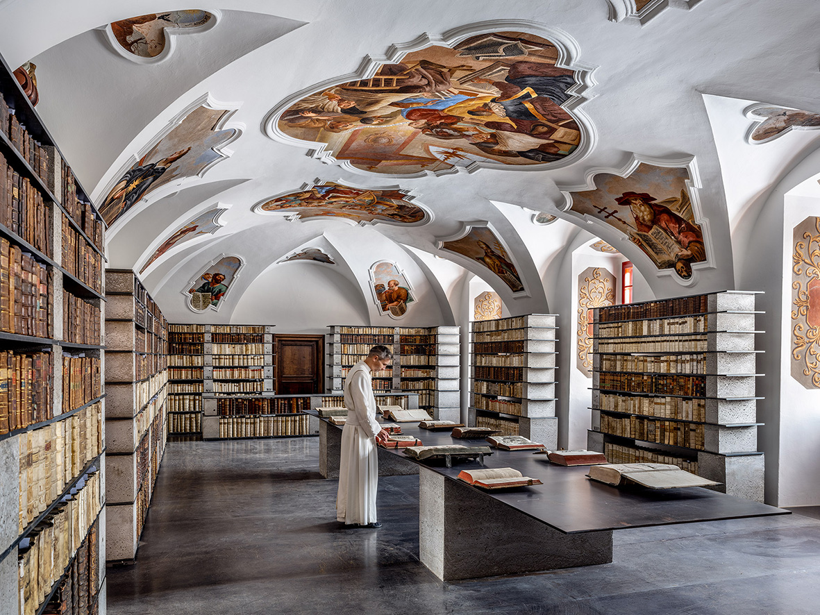 KNIHOVNA V KLÁŠTEŘE ŽELIV, realizace 2023